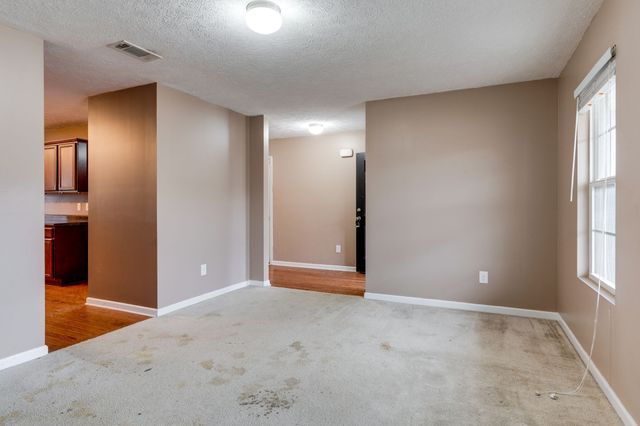 1053 Gannett Rd, Hendersonville, TN 37075