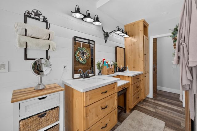 5021 Garden Bar Rd, Lincoln, CA 95648