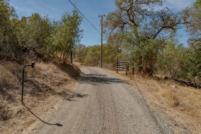 5021 Garden Bar Rd, Lincoln, CA 95648