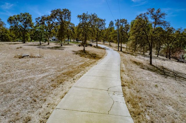 5021 Garden Bar Rd, Lincoln, CA 95648