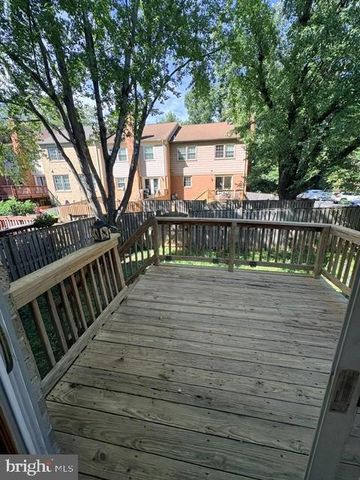 10252 FRIENDSHIP CT, Fairfax, VA 22032