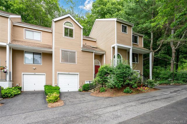 110 Woods End Road, Chappaqua, NY 10514