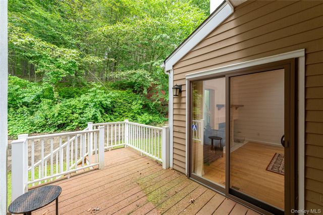 110 Woods End Road, Chappaqua, NY 10514