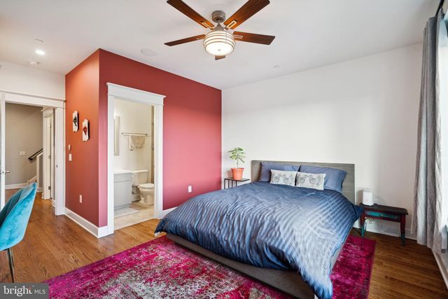 325 WRIGHT ST, Philadelphia, PA 19128