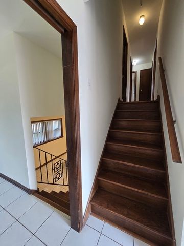 7014 Wilcox Avenue, Darien, IL 60561