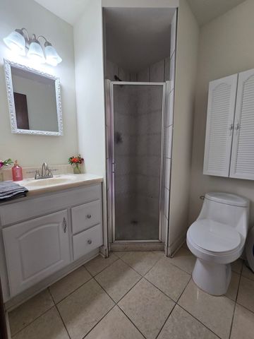 7014 Wilcox Avenue, Darien, IL 60561