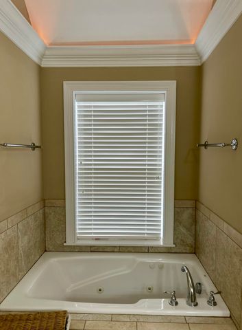 335 Natures Valley Drive, Somerset, KY 42503