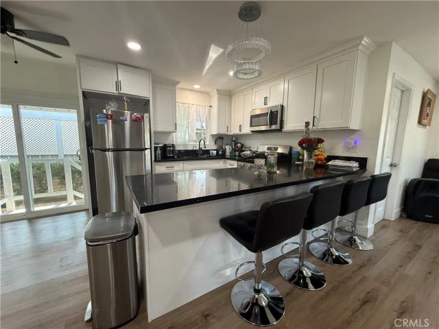 227 Palos Verdes, Santa Ana, CA 92704