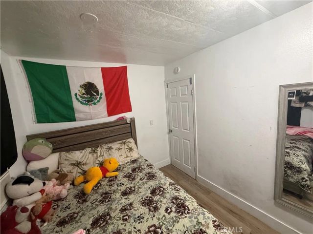 227 Palos Verdes, Santa Ana, CA 92704