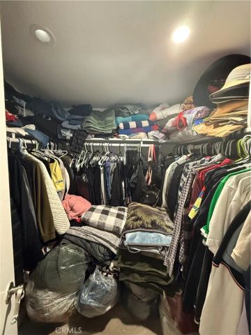 227 Palos Verdes, Santa Ana, CA 92704