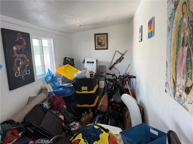 227 Palos Verdes, Santa Ana, CA 92704