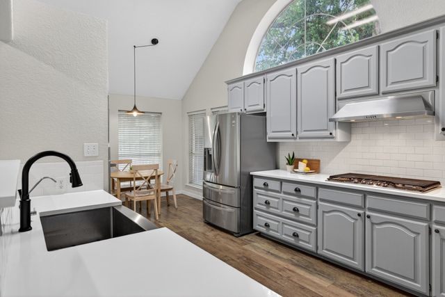 4239 Hearthside Drive, Grapevine, TX 76051