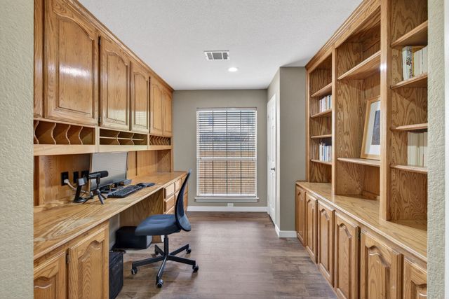 4239 Hearthside Drive, Grapevine, TX 76051
