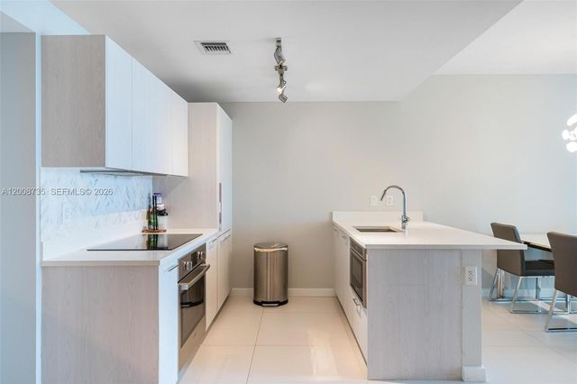 501 NE 31st St 2703, Miami, FL 33137