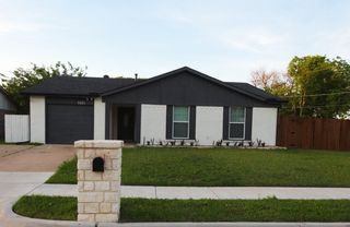 7021 Southampton Drive, North Richland Hills, TX 76182