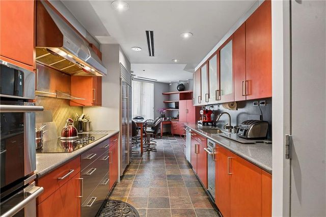 2660 Peachtree Road NW 4A, Atlanta, GA 30305