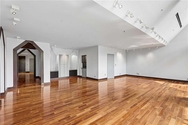 2660 Peachtree Road NW 4A, Atlanta, GA 30305