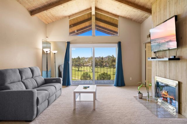 1940 Fairway Circle Dr, San Marcos, CA 92078