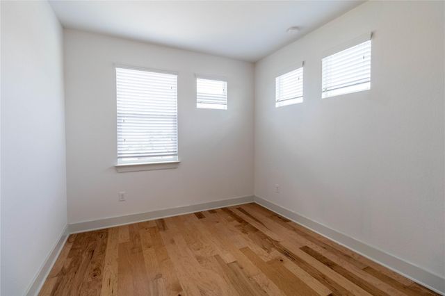 7111 Mowbray ST, Austin, TX 78741