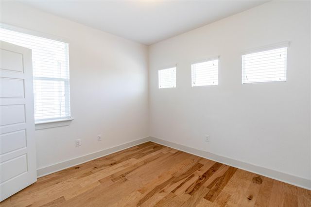 7111 Mowbray ST, Austin, TX 78741