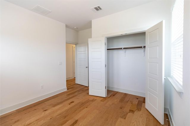7111 Mowbray ST, Austin, TX 78741