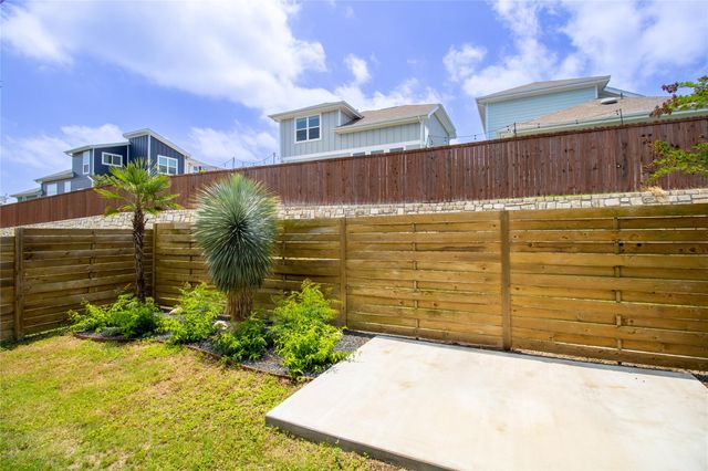 7111 Mowbray ST, Austin, TX 78741