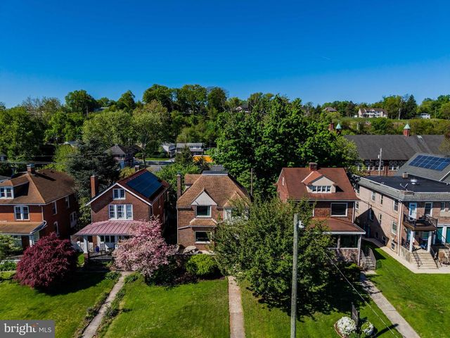 318 N FRONT STREET, Wormleysburg, PA 17043
