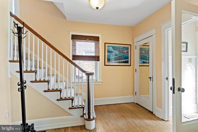 318 N FRONT STREET, Wormleysburg, PA 17043