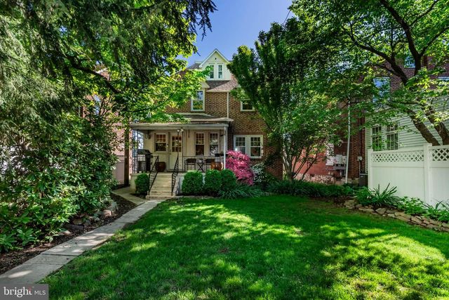 318 N FRONT STREET, Wormleysburg, PA 17043