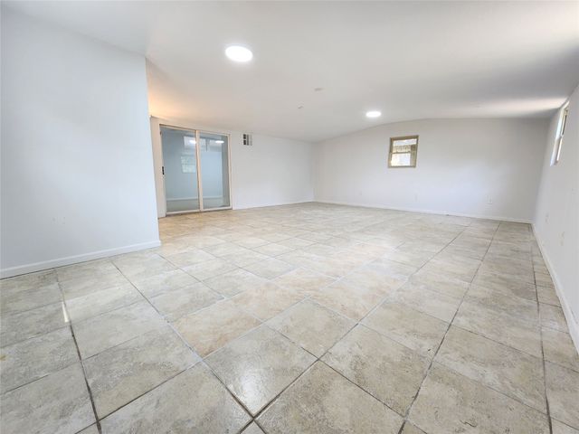 2633 Crestbrook Lane, Grand Prairie, TX 75052