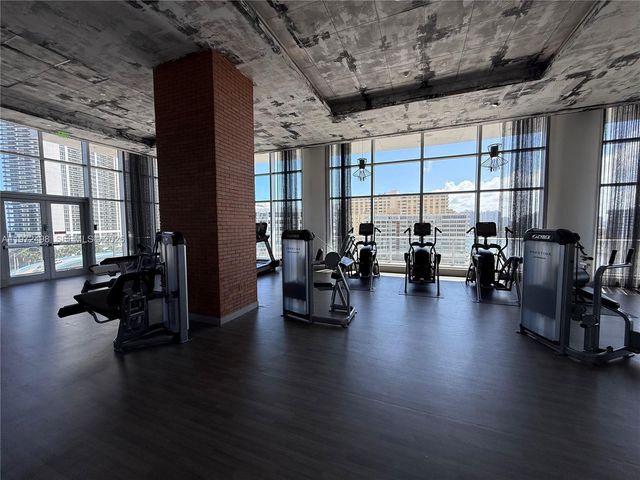 4010 S Ocean Dr T4005, Hollywood, FL 33019