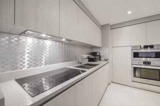 4010 S Ocean Dr T4005, Hollywood, FL 33019