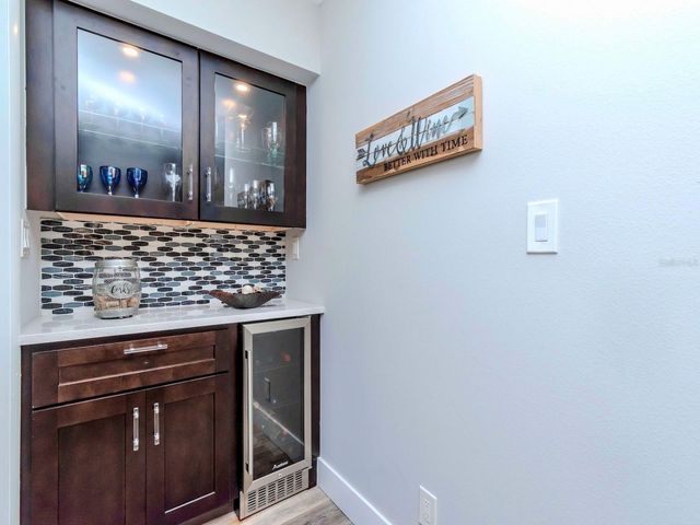 6100 BAHIA DEL MAR CIRCLE 102, St Petersburg, FL 33715