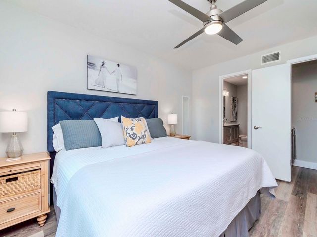 6100 BAHIA DEL MAR CIRCLE 102, St Petersburg, FL 33715