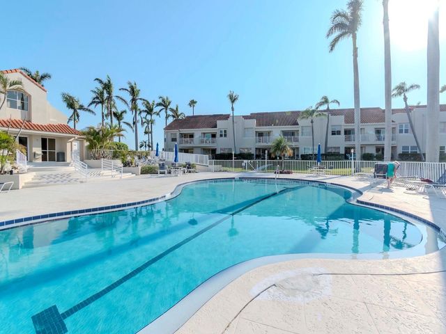 6100 BAHIA DEL MAR CIRCLE 102, St Petersburg, FL 33715