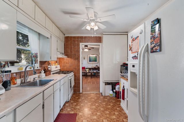 125 1st Street, Brentwood, NY 11717
