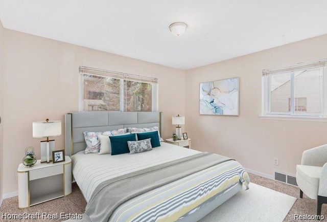 1233 DAVIS ST, Ypsilanti Charter Township, MI 48198