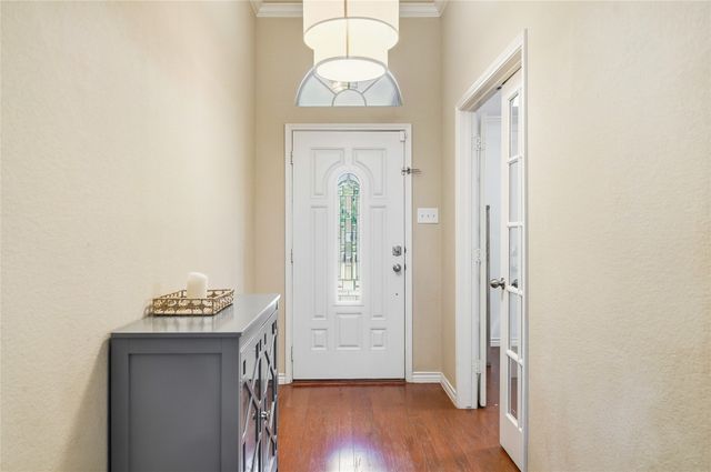 937 Yucca Court, Burleson, TX 76028