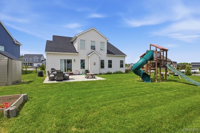 5561 Cooper Ridge, Hamburg, NY 14075
