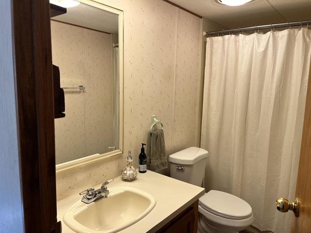 1382 11th Avenue, Friendship, WI 53934