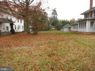 112 W MARKET ST, Georgetown, DE 19947