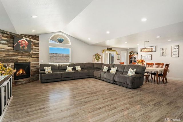 16477 Stoneleigh Road, Platteville, CO 80651