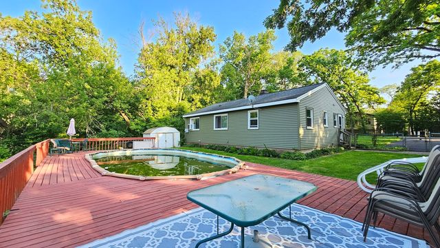 170 Hilldale Lane, Port Barrington, IL 60010