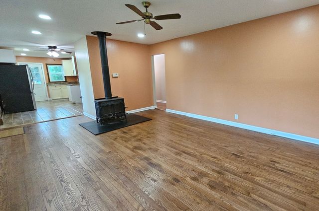 170 Hilldale Lane, Port Barrington, IL 60010