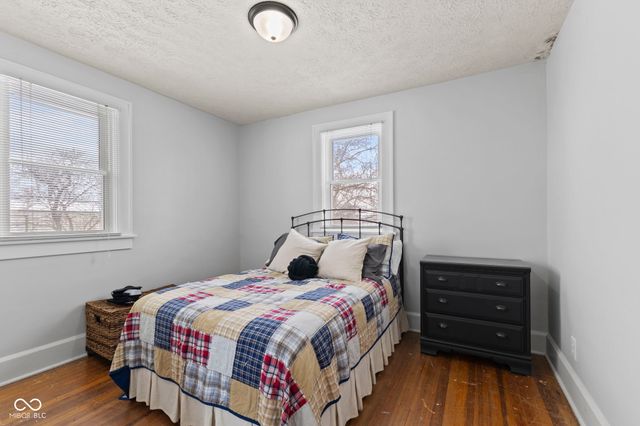 5861 N 75 W, Whiteland, IN 46184