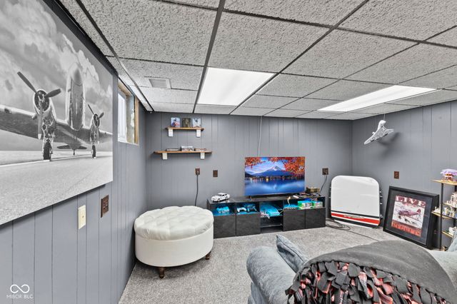 5861 N 75 W, Whiteland, IN 46184