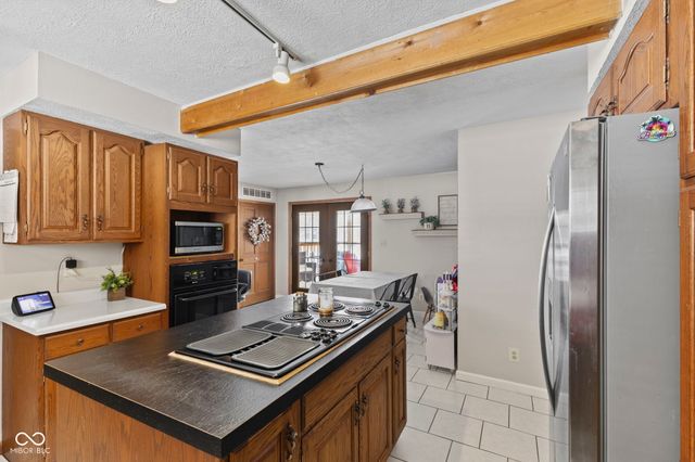 5861 N 75 W, Whiteland, IN 46184