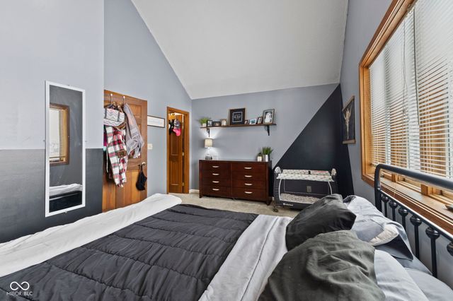 5861 N 75 W, Whiteland, IN 46184