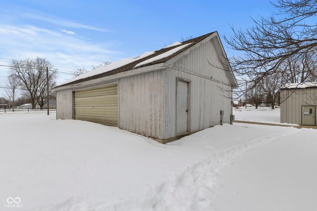 5861 N 75 W, Whiteland, IN 46184