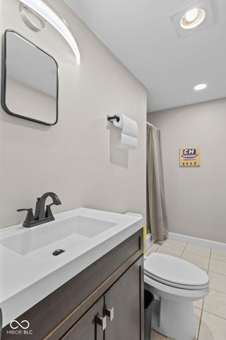 5861 N 75 W, Whiteland, IN 46184